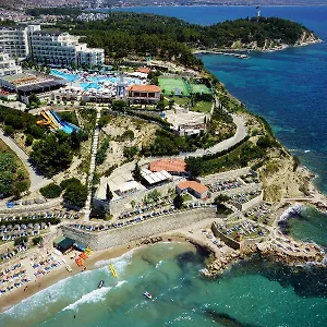 5* Resort Sealight